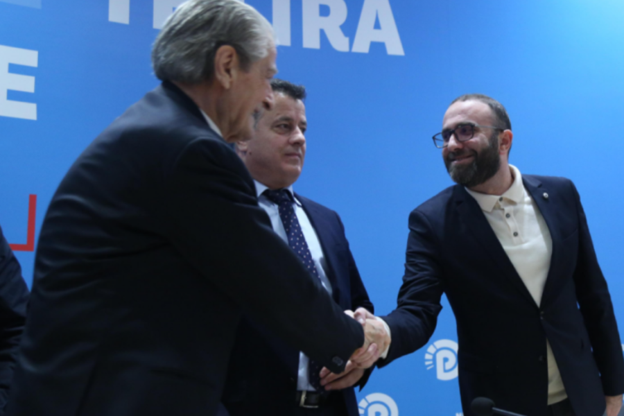 Zbardhen propozimet e grupit të punës për ndryshimet në statutin e PD: Do të rritet përfaqësimi i diasporës