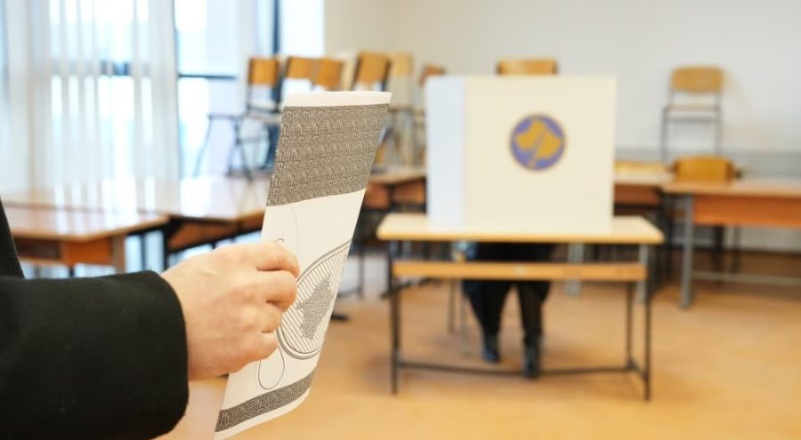 KQZ në Kosovë: 22 parti dhe tre koalicione do të garojnë në zgjedhjet e 7 qershorit