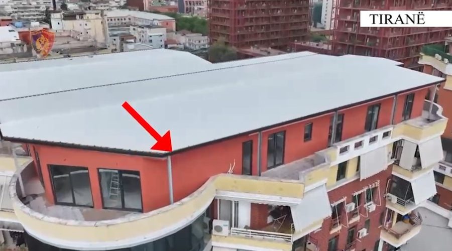 Ndërtoi pa leje një banesë duke zënë të gjithë hapësirën e përbashkët, në pranga 57-vjeçari në Tiranë