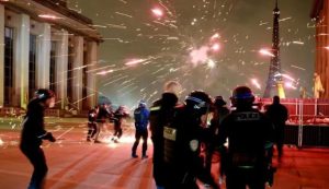 Trazirat pas fitores së PSG kundër Bayern Munich, arrestohen 127 persona në Paris! Disa të plagosur