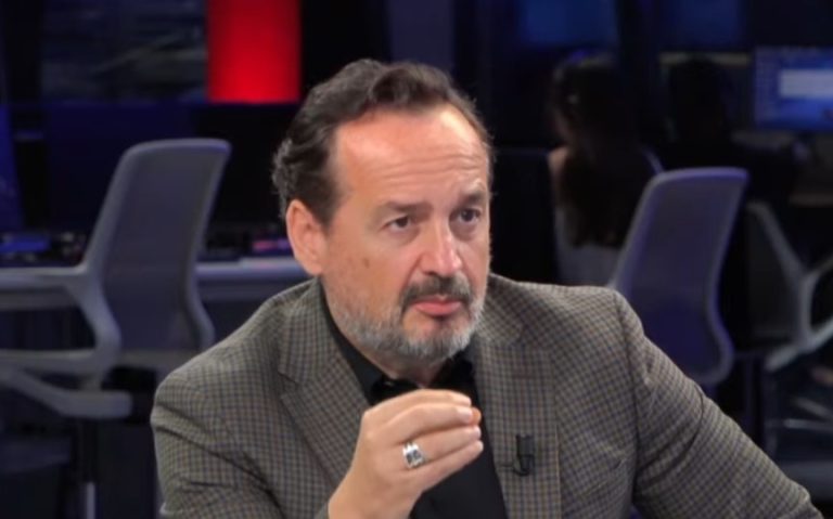 Pastori Pano: Terapia me hormone për transgjinorët po shkatërrojnë familjet!
