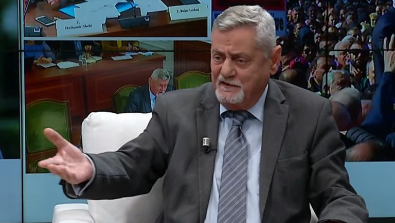 “Jemi qeverisur nga njerëz, jo institucione”! Dash Shehi: Në ’92 kishim fuqi të rrëzonim palën tjetër