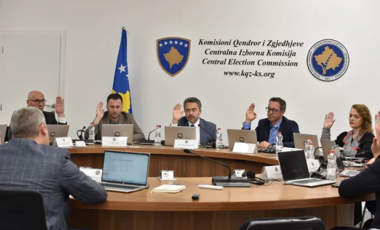 Mbi 2 milionë qytetarë kanë të drejtë vote në zgjedhjet e parakohshme të Kosovës