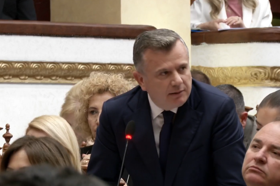 Balla vlerëson rezolutën e përbashkët me opozitën për integrimin në BE: Ndër më të mirat e komisionit