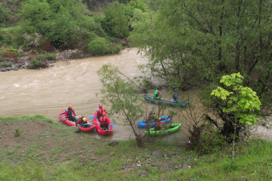 Turistët çekë zgjedhin Shkumbinin: Shqipëria vend ideal për aventura në natyrë