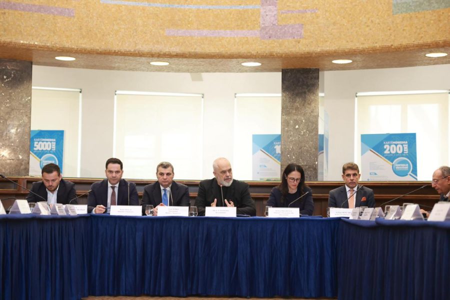 “Dyfisho Sipërmarrjen Tënde”, Rama: Kredi me interes 2-3% për ndërmarrjet e vogla e të mesme