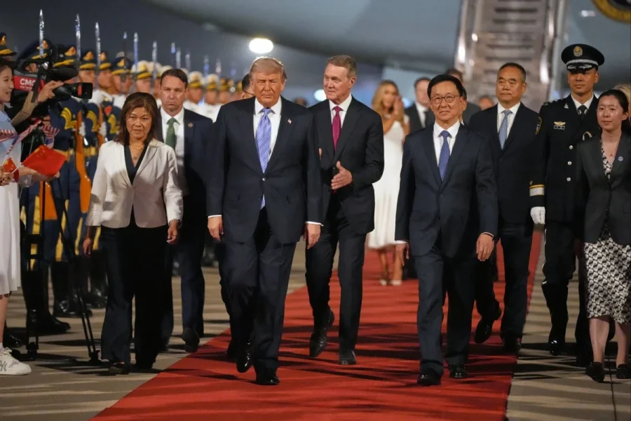 Trump në Kinë me titanët e teknologjisë amerikane, çfarë pritet nga takimi me Xi