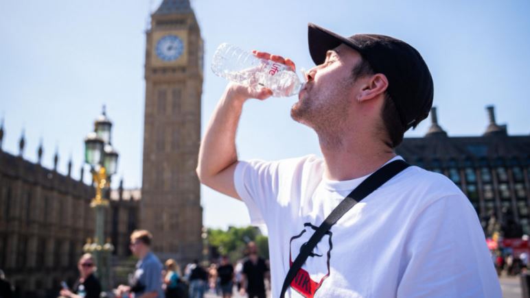 Nxehtësi rekord në Britani: Londra regjistroi temperatura historike për dy ditë me radhë