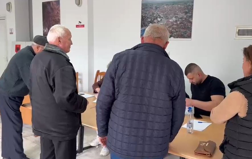 Zgjedhjet për kryetarin e PD, pjesëmarrje e ulët e votuesve në Juglindje