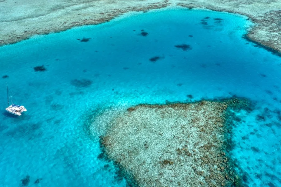 Pesë italianë humbin jetë në një incident zhytjeje në Maldive