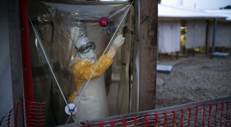 OBSH: 600 raste të dyshuara me Ebola dhe 139 vdekje të regjistruara