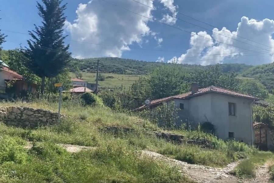 Peshkëpia po shuhet, nga 800 banorë kanë mbetur vetëm 30