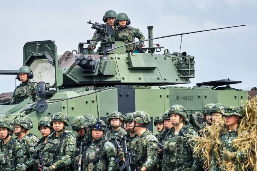 Si funksionojnë shitjet e armëve të SHBA-së në Tajvan dhe pse janë ato një pikë kaq e vështirë për Kinën?