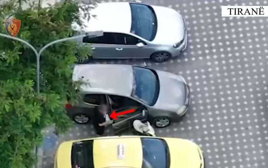 Kapet me mbi 800 gramë kokainë 51-vjeçari në Fresk, e kishte fshehur në karrocën e bebit (EMRI)
