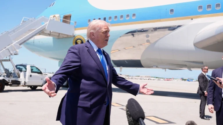 Palm Beach riemëron aeroportin në nder të presidentit Trump