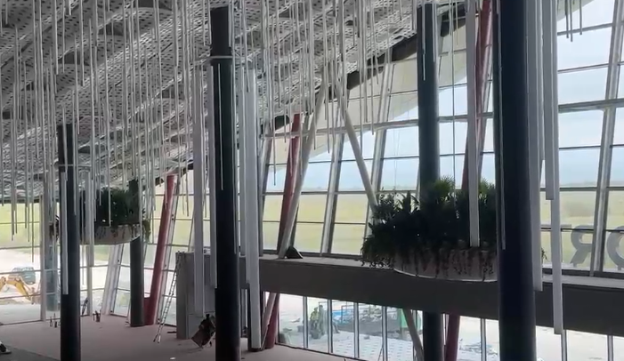 Dalin pamjet, ja si duket nga brenda Aeroporti i Vlorës, punimet drejt përfundimit (VIDEO)