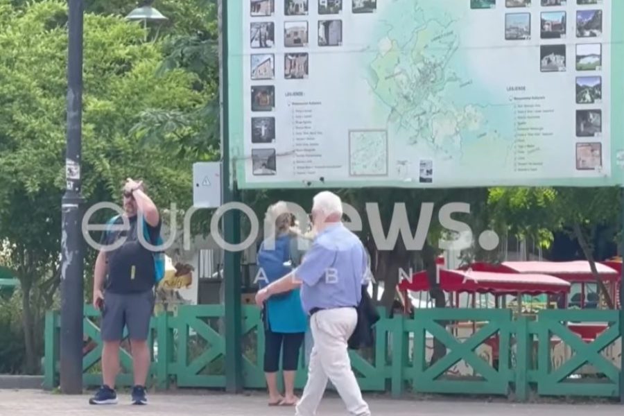 Trashëgimia historike tërheq mijëra turistë