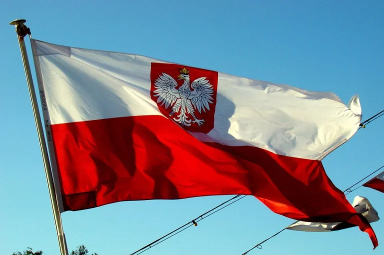 Polonia do të ndërtojë centralin e dytë bërthamor në vitin 2027, planifikon të zgjedhë partnerin e ri