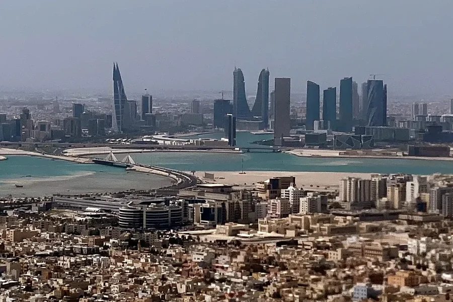 Bahreini: U shënjestruam nga dronë iranianë pas sulmeve amerikane ndaj Iranit