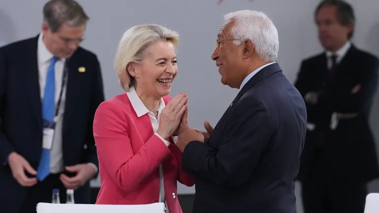 Von der Leyen u tha udhëheqësve të BE-së se është koha e duhur për të shqyrtuar një mandat për bisedime me Rusinë