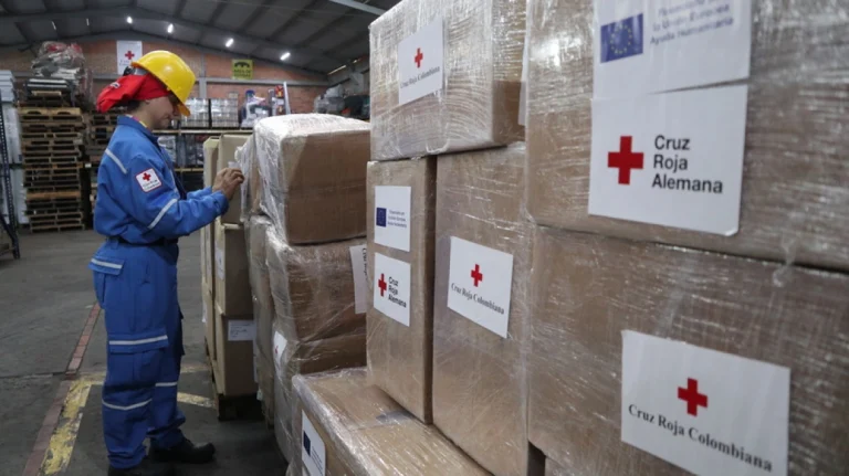 Tërmeti në Venezuelë, avionë amerikanë me ndihma humanitare zbarkojnë në aeroportin e Karakasit