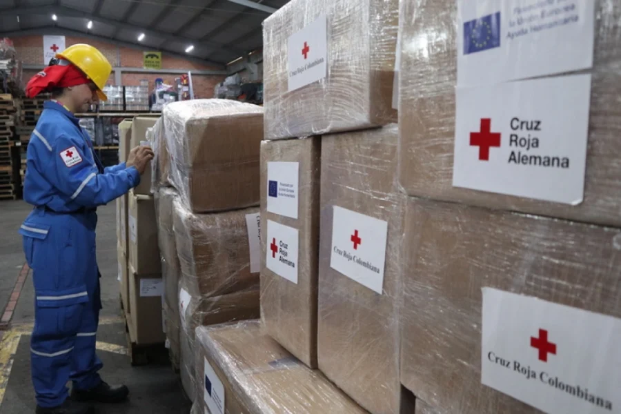 Tërmeti në Venezuelë, avionë amerikanë me ndihma humanitare zbarkojnë në aeroportin e Karakasit