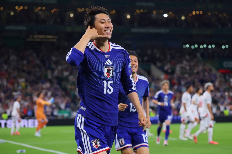 Japonia mposht Tunizinë 4–0 në Kupën e Botës dhe e eliminon nga turneu