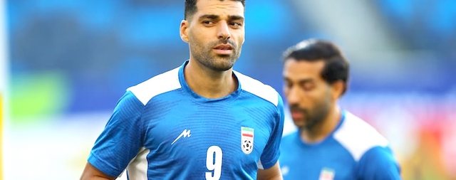 Shfryhet Taremi, dhe trajneri reagon ashpër: Ne jemi më të keqtrajtuarit në Botëror