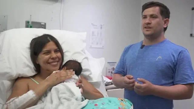 Rrëfimi prekës i nënës që shpëtoi me foshnjën 18-ditëshe nga rrënojat e tërmetit në Venezuelë: I prekja hundën nëse merrte frymë