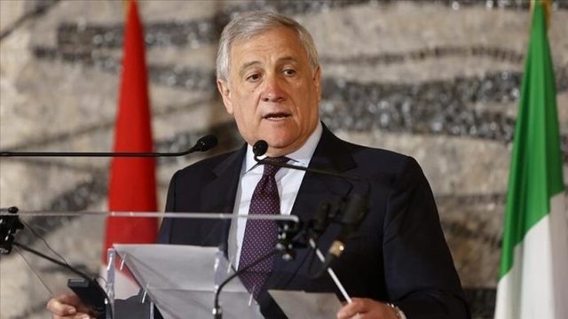 Tajani: Është SHBA-ja ajo që “duhet ta ndalojë Izraelin” për paqen në LM