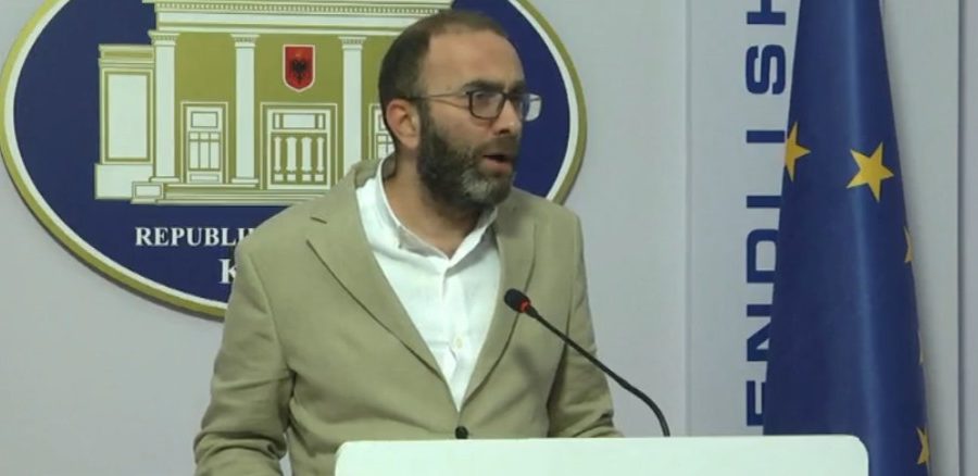 Ali Ahmeti reagoi kundra protestave në Shqipëri, reagon Bardhi: Po keq përdoret nga PS
