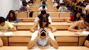UNESCO: Studentët shqiptarë gjithnjë e më shumë drejt universiteteve jashtë vendit