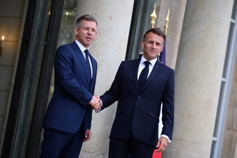 Macron: Fitorja e Magyar shënon fillimin e një epoke të re në Hungari