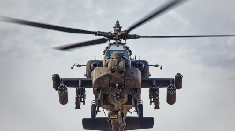 Helikopteri ushtarak amerikan rrëzohet në Ngushticën e Hormuzit, shpëtohen dy anëtarët e ekuipazhit