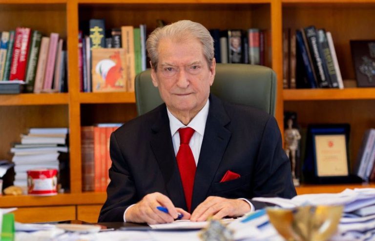 Akuzat për pronat në Divjakë, Berisha: Gënjeshtra, familja ime nuk ka pasur kurrë tokë atje