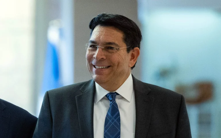 Ambasadori izraelit në OKB: Izraeli i beson Trumpit për të negociuar me Iranin