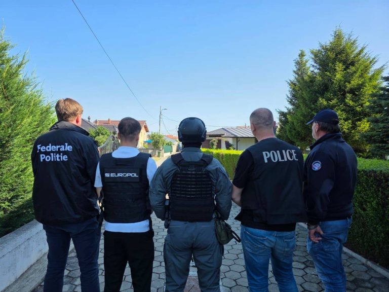 Europol godet rrjetin kriminal në Kosovë, sekuestrohen 80 milionë euro