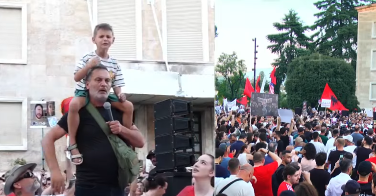 Krenar Ahmeti në protestë: Si ish-polic, ju jap urdhër të mos largoheni nga fronti (VIDEO)