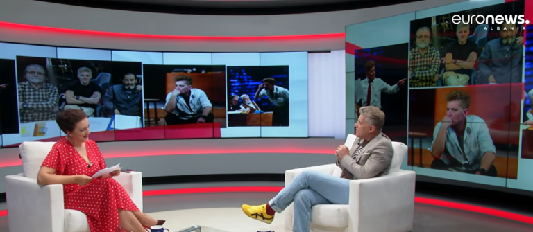 Lulzim Zeqa rrëfen rolin e Jagos te “Otello”: Ambicia e shndërroi në një manipulator të pamëshirshëm
