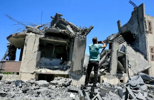Sulmet izraelite në Liban vrasin 12 persona, përfshirë oficerë të lartë