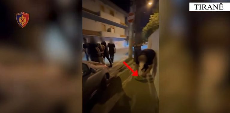 Do të furnizonte me drogë zona të ndryshme të Tiranës, në pranga 44-vjeçari