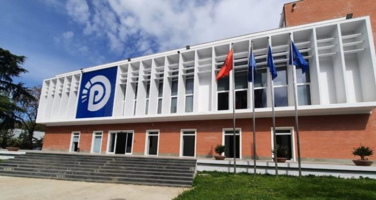 Grupi Parlamentar i PD kërkon interpelancë me ministren Evis Sala për sistemit shëndetësor publik