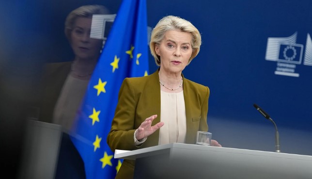 BE propozon paketën e 21-të të sanksioneve ndaj Rusisë. Synohet nafta, flota në hije dhe ushtarët