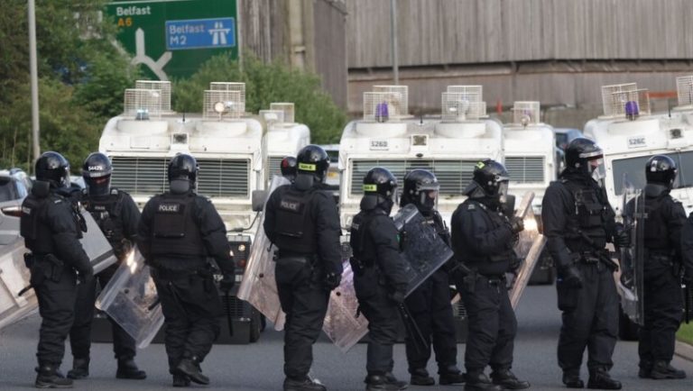 Trazirat në Irlandën e Veriut, shkon në 19 numri i të arrestuarve
