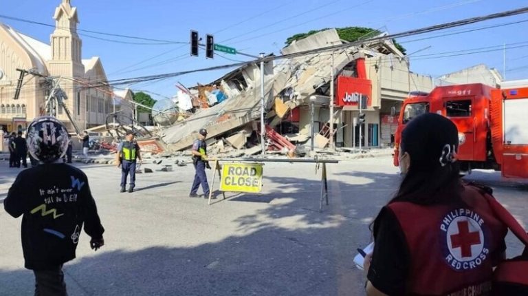 Shkon në 37 numri i viktimave nga tërmeti 7.8 ballë në Filipine, 4 persona ende të zhdukur