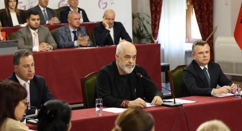 Mbyllet mbledhja e grupit parlamentar të PS-së, zbardhen diskutimet