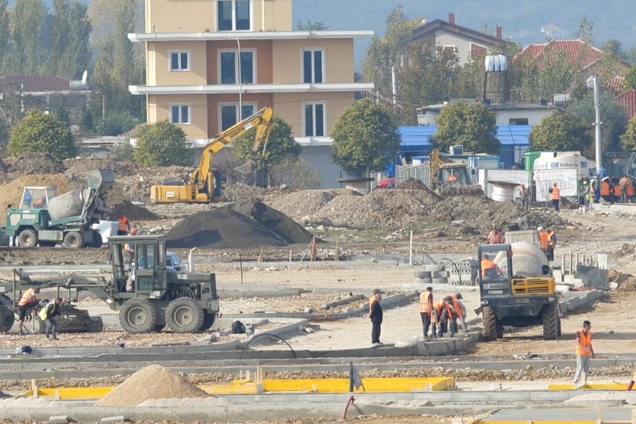 Rriten kostot në ndërtim, ndikimi më i madh nga pagat dhe nafta 