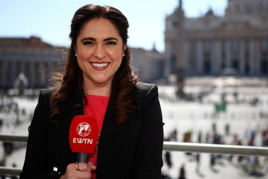Papa Leo emëron gruan e parë laike në një pozicion të lartë në Vatikan