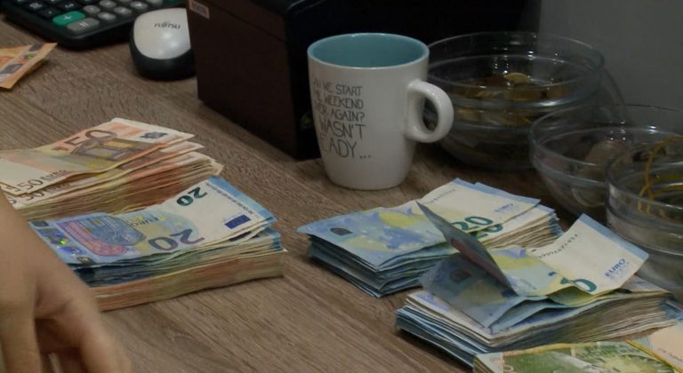 Përkeqësimi i ekonomisë, biznesi u rrit vetëm me 1.1% në vitin 2025