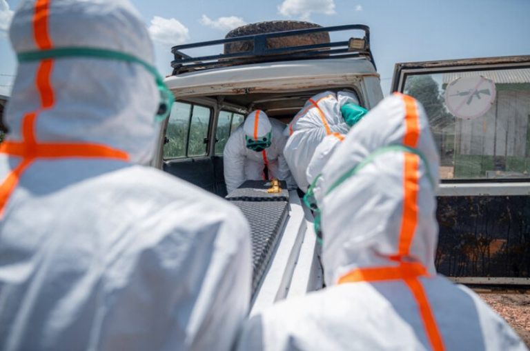 Numri i të vdekurve nga Ebola në Kongo shkon në 200, rritet frika për një epidemi masive